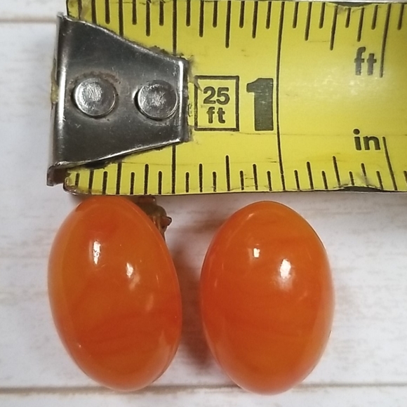 Vintage Mid Century 1950s Orange Celluloid Clip Earrings - Picture 8 of 10